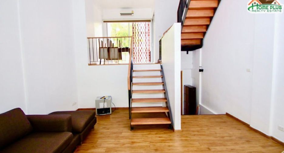 Casa adosada en alquiler y en venta de 3 habitaciones en Khan Na Yao, Bangkok