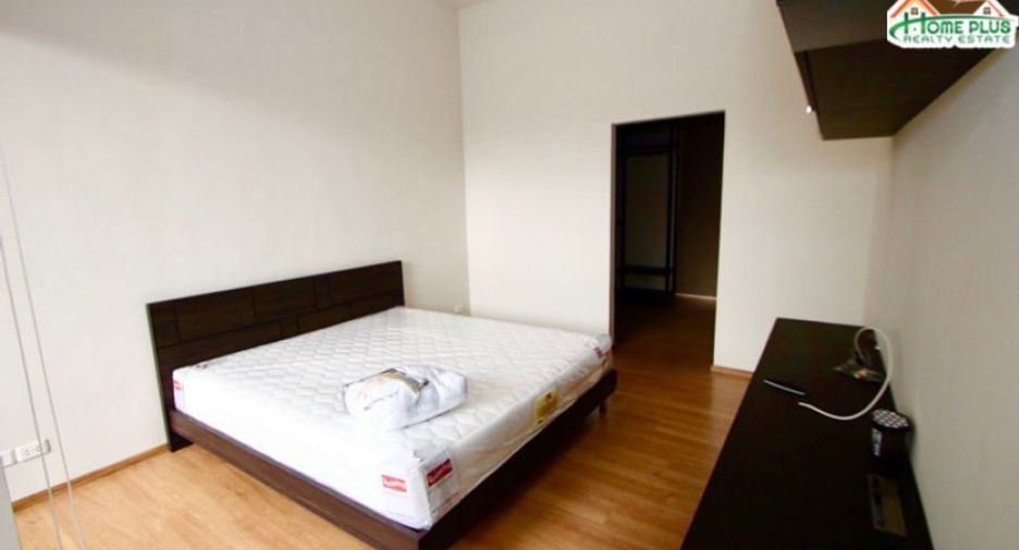 Casa adosada en alquiler y en venta de 3 habitaciones en Khan Na Yao, Bangkok