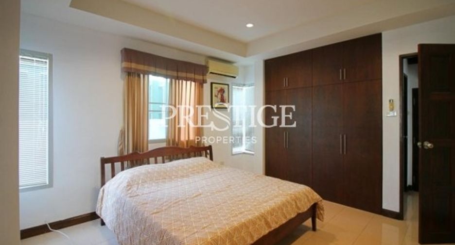 For sale 3 bedrooms house in East Pattaya, Pattaya