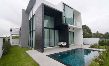 À vendre 4 chambres villa à Mueang Chiang Mai, Chiang Mai
