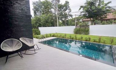 À vendre 4 chambres villa à Mueang Chiang Mai, Chiang Mai