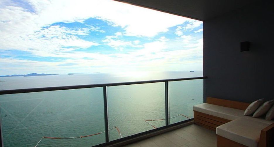 For rent 2 bedrooms condo in Bang Lamung, Chonburi