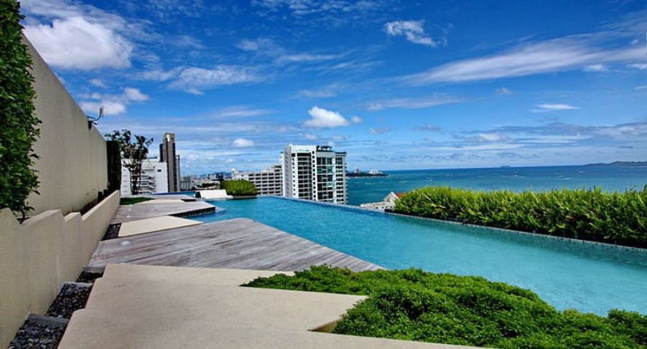 For rent 2 bedrooms condo in Bang Lamung, Chonburi