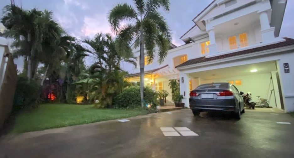 For rent and for sale 4 bedrooms house in Mueang Phuket, Phuket