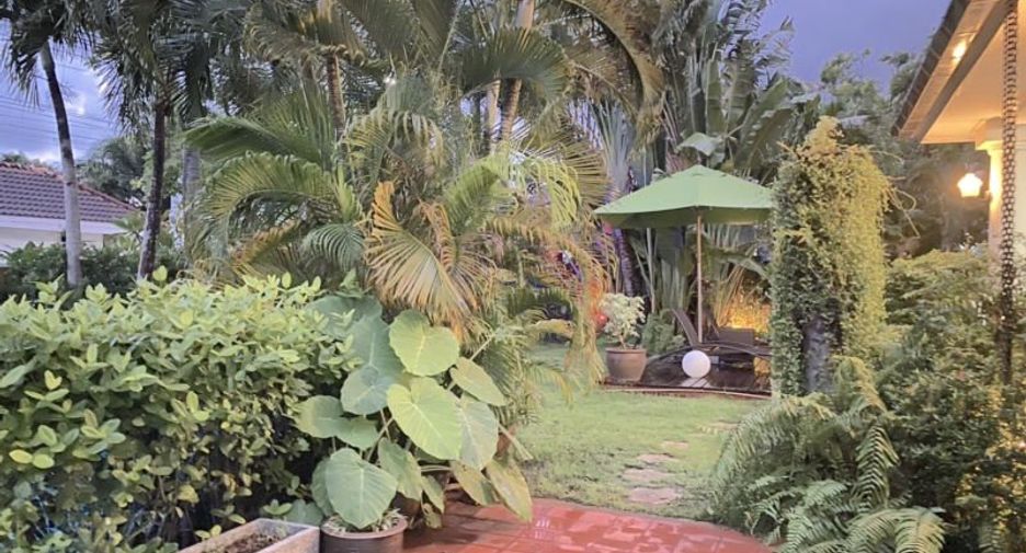 For rent and for sale 4 bedrooms house in Mueang Phuket, Phuket