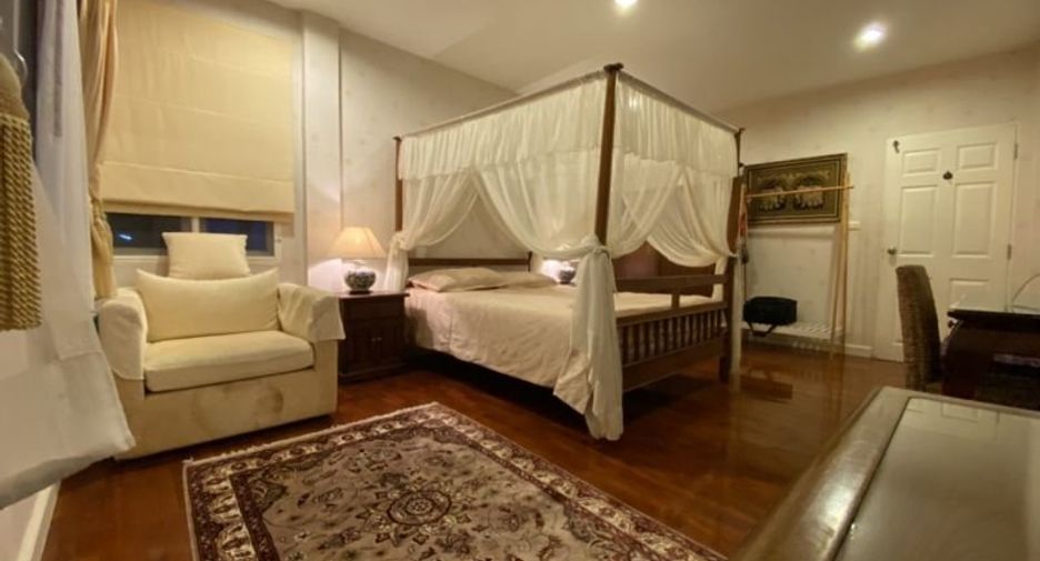 For rent and for sale 4 bedrooms house in Mueang Phuket, Phuket