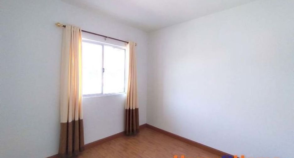 À vendre 3 chambres maison de ville à Thanyaburi, Pathum Thani