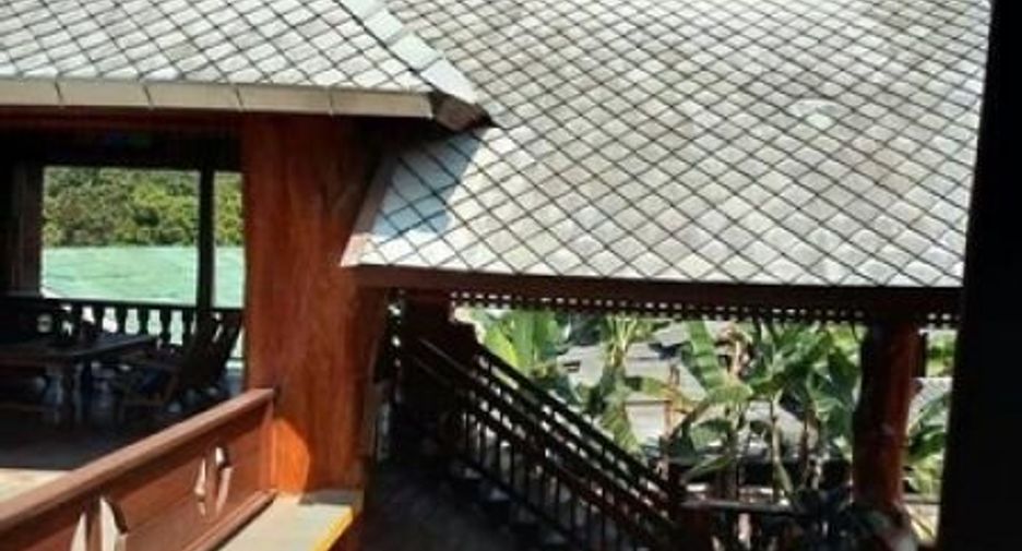 À vendre 8 chambres local commercial à San Pa Tong, Chiang Mai
