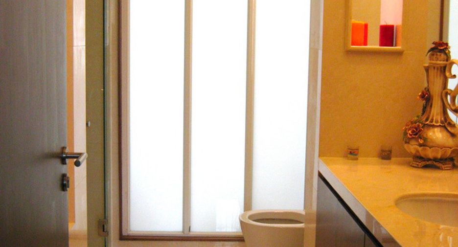For rent 3 bed condo in Khlong Toei, Bangkok