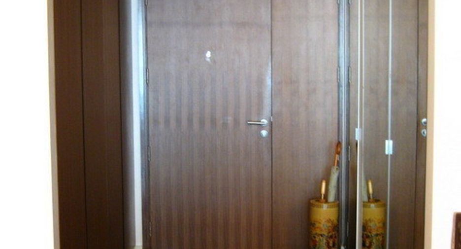 For rent 3 bed condo in Khlong Toei, Bangkok