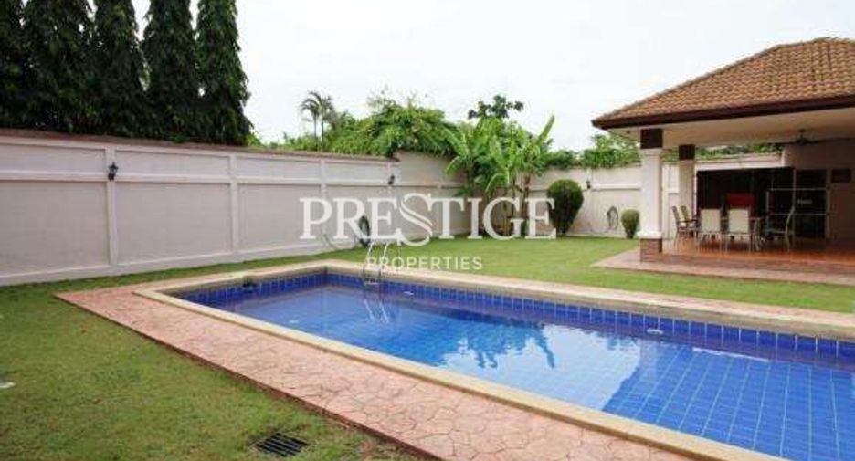 For sale 4 bedrooms house in East Pattaya, Pattaya
