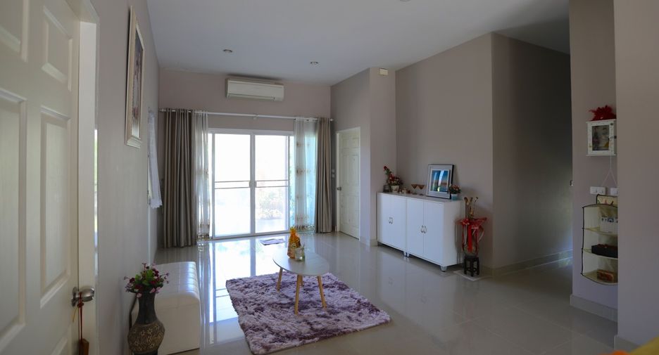 For sale 3 bed house in Bang Lamung, Chonburi