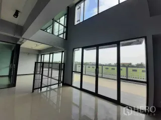 出租 和 出售 仓库 在 Lam Luk Ka, Pathum Thani