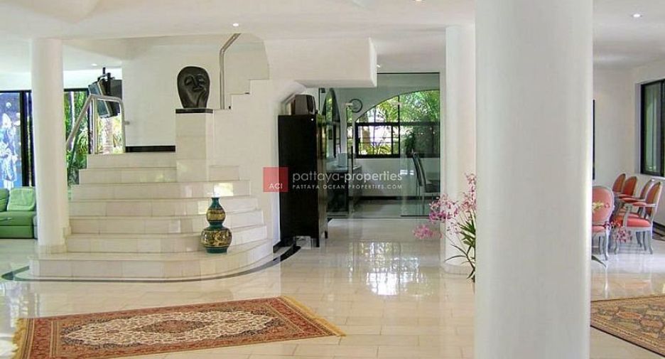 For sale 8 bedrooms house in Bang Lamung, Chonburi