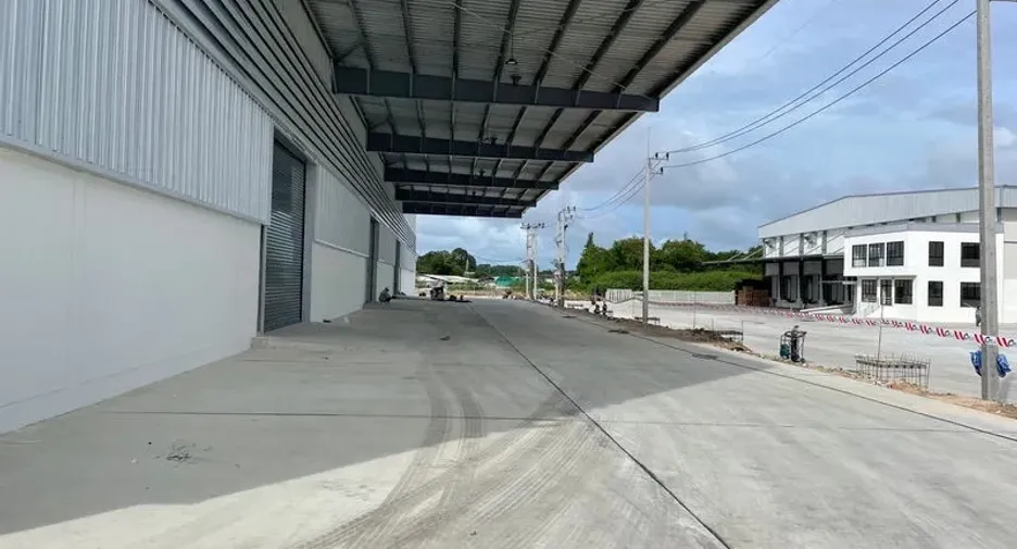 For rent warehouse in Mueang Rayong, Rayong
