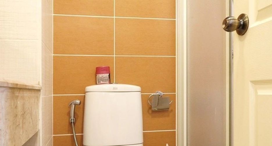 For rent 3 bedrooms condo in Yan Nawa, Bangkok