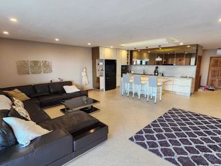 For sale 3 Beds condo in Pratumnak, Pattaya