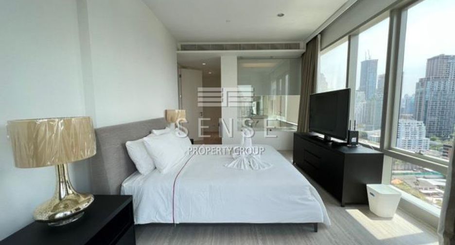 Condo en alquiler de 3 habitaciones en Pathum Wan, Bangkok