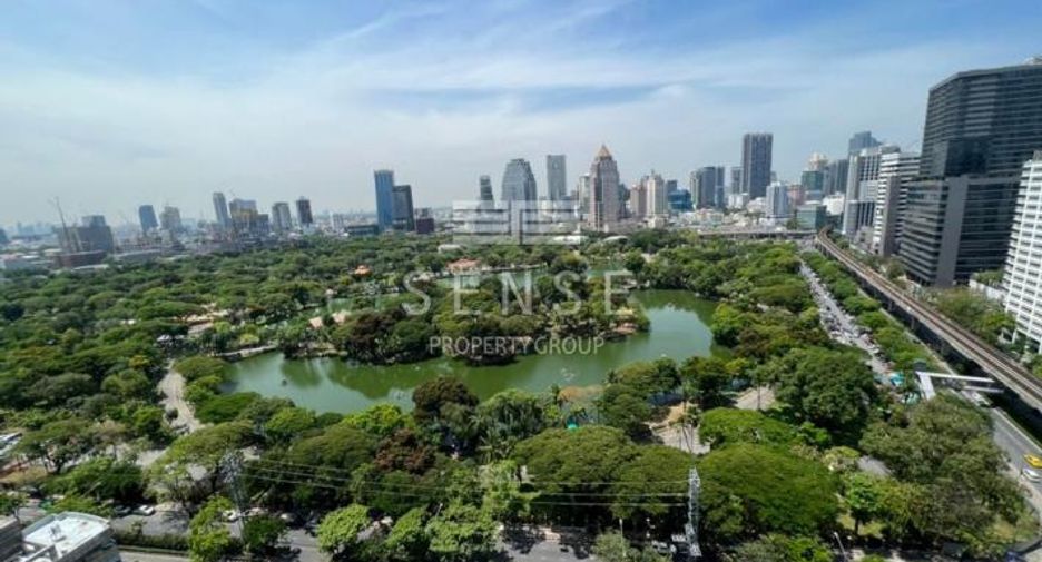 Condo en alquiler de 3 habitaciones en Pathum Wan, Bangkok
