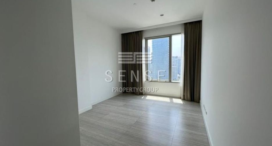 Condo en alquiler de 3 habitaciones en Pathum Wan, Bangkok