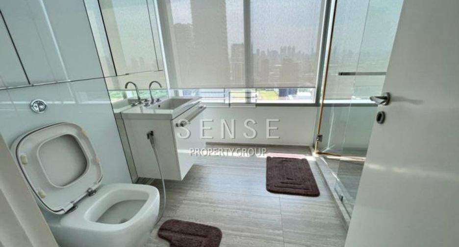 Condo en alquiler de 3 habitaciones en Pathum Wan, Bangkok