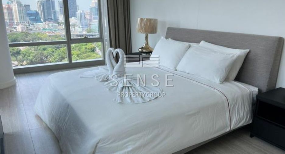 Condo en alquiler de 3 habitaciones en Pathum Wan, Bangkok
