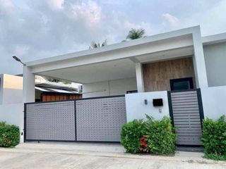For sale 3 bed house in Bang Lamung, Chonburi