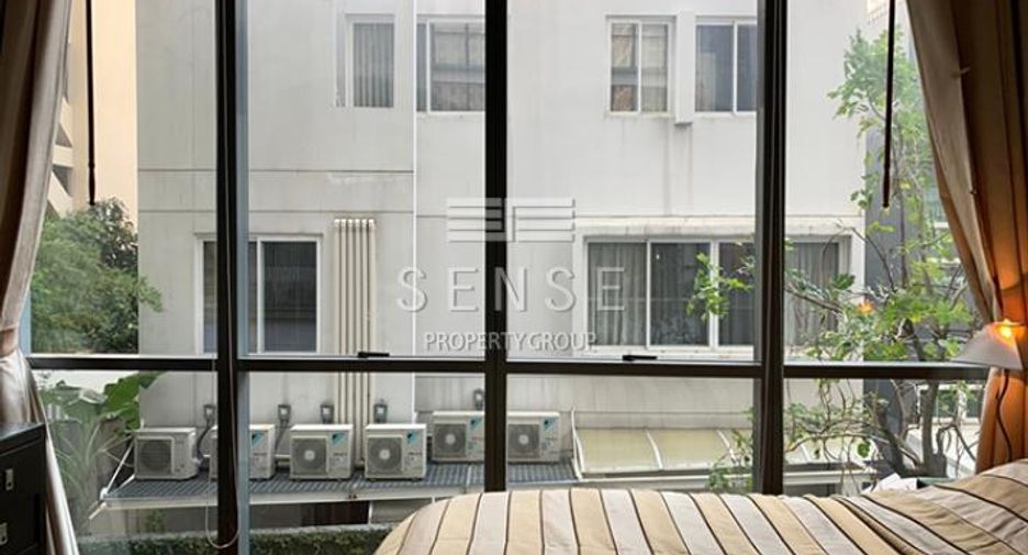 Condo en alquiler de 3 habitaciones en Khlong Toei, Bangkok