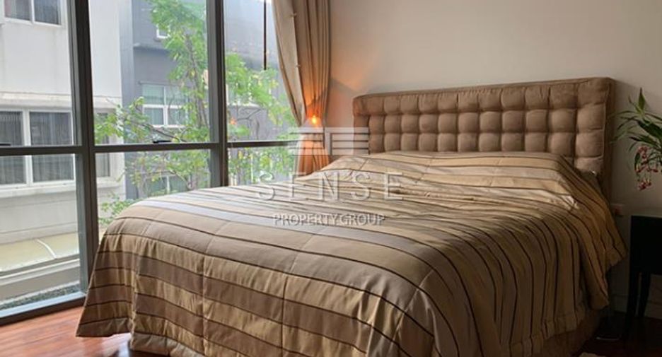 Condo en alquiler de 3 habitaciones en Khlong Toei, Bangkok