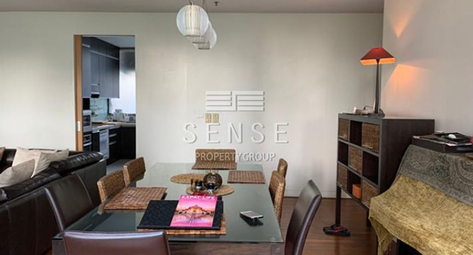 Condo en alquiler de 3 habitaciones en Khlong Toei, Bangkok