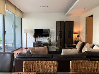 For rent 3 bedrooms condo in Khlong Toei, Bangkok