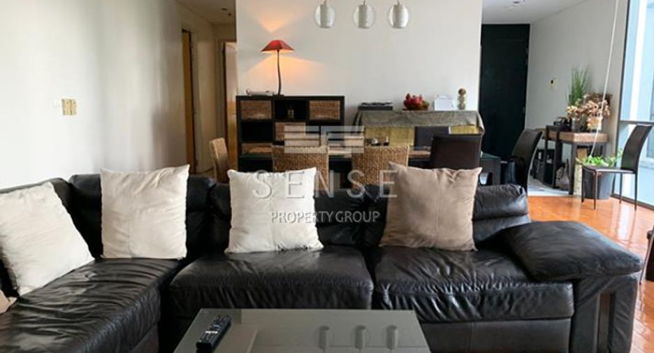 Condo en alquiler de 3 habitaciones en Khlong Toei, Bangkok
