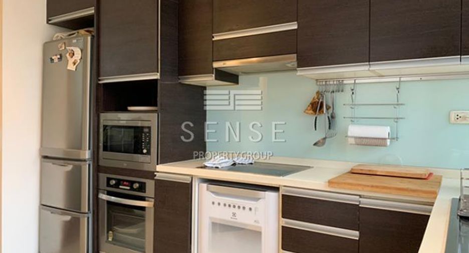 Condo en alquiler de 3 habitaciones en Khlong Toei, Bangkok