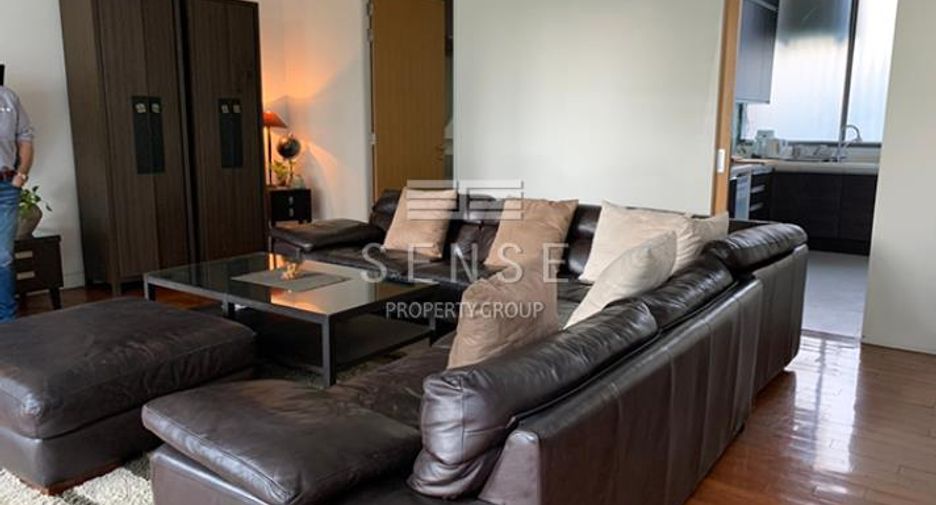 Condo en alquiler de 3 habitaciones en Khlong Toei, Bangkok