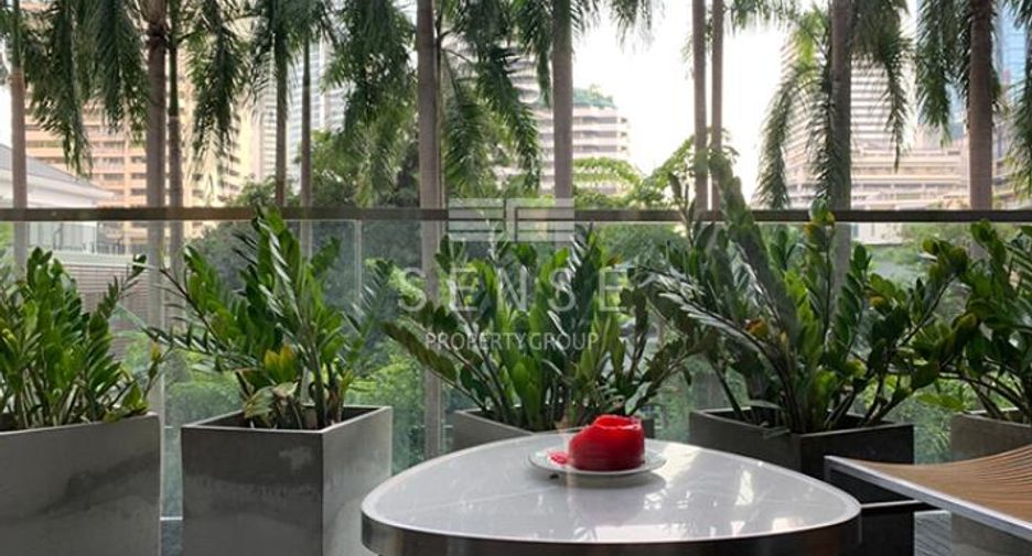 Condo en alquiler de 3 habitaciones en Khlong Toei, Bangkok