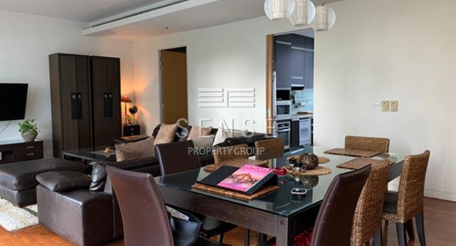 Condo en alquiler de 3 habitaciones en Khlong Toei, Bangkok