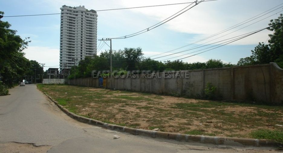 À vendre terrain à Sattahip, Chonburi