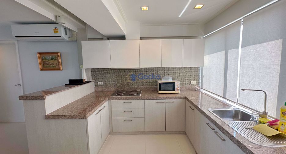 For sale そして for rent 3 Beds condo in Na Jomtien, Pattaya