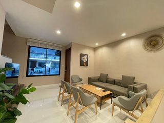 For rent 6 Beds townhouse in Lat Phrao, Bangkok