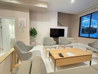 For rent 6 Beds townhouse in Lat Phrao, Bangkok