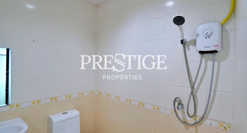 Local comercial en venta de 12 habitaciones en Bang Lamung, Chonburi