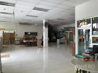 出租 和 出售 仓库 在 Lam Luk Ka, Pathum Thani