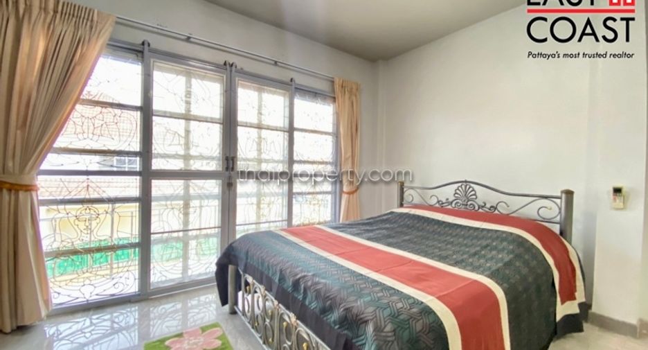 For sale 4 bedrooms house in Bang Lamung, Chonburi