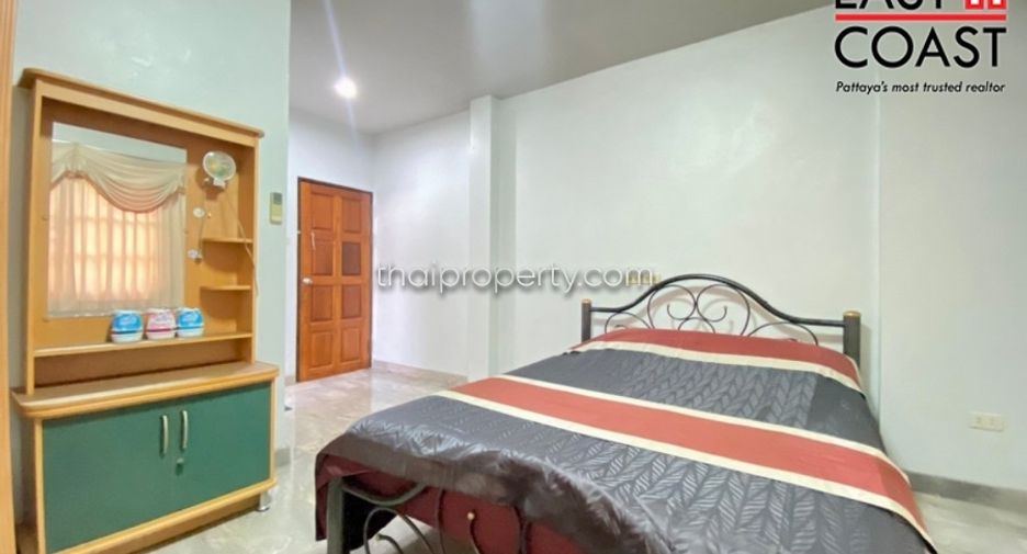 For sale 4 bedrooms house in Bang Lamung, Chonburi