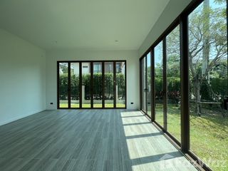 For sale 5 bed house in Bang Kapi, Bangkok