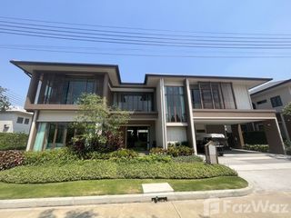 For sale 5 bed house in Bang Kapi, Bangkok