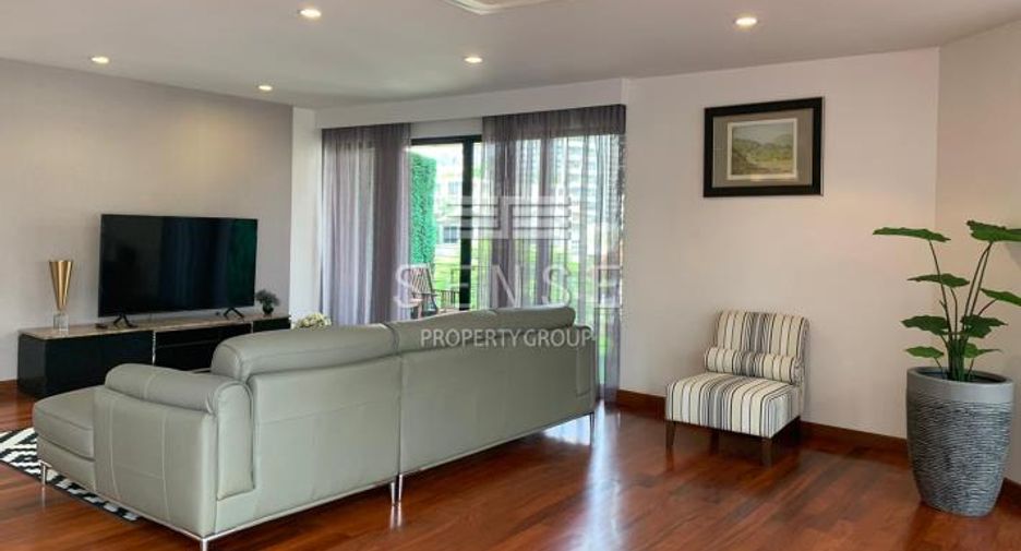For rent 3 bedrooms condo in Khlong Toei, Bangkok
