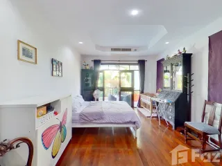 For sale 4 bed villa in Pran Buri, Prachuap Khiri Khan