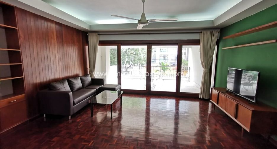 For rent 3 bed condo in Sam Phran, Nakhon Pathom