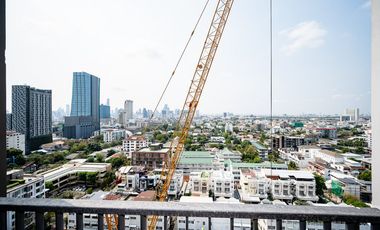 For rent and for sale 2 bed condo in Phaya Thai, Bangkok